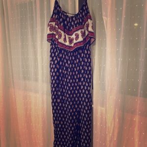 American Eagle maxi dress with back cutout (M)